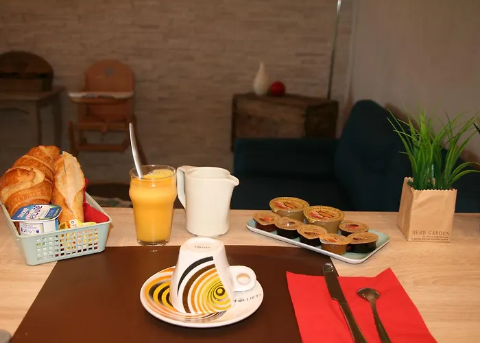 Le Prado De St Raph Otel 2*