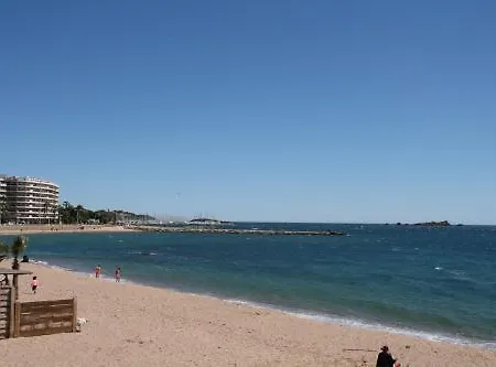 Le Prado De St Raph Saint-Raphael (Var)