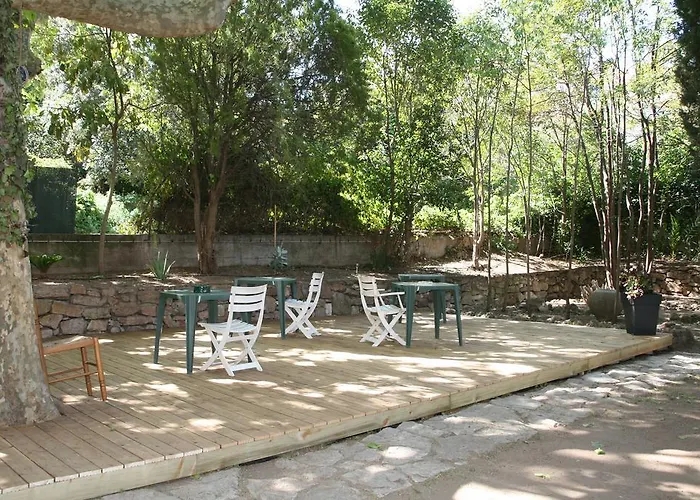 Le Prado De St Raph Hotel 2*