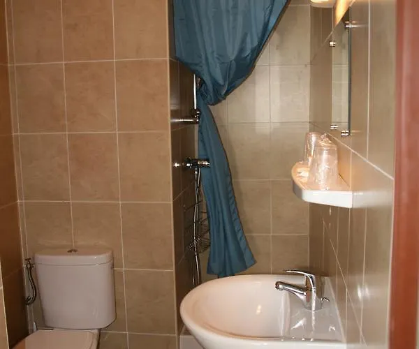 Le Prado De St Raph Hotel